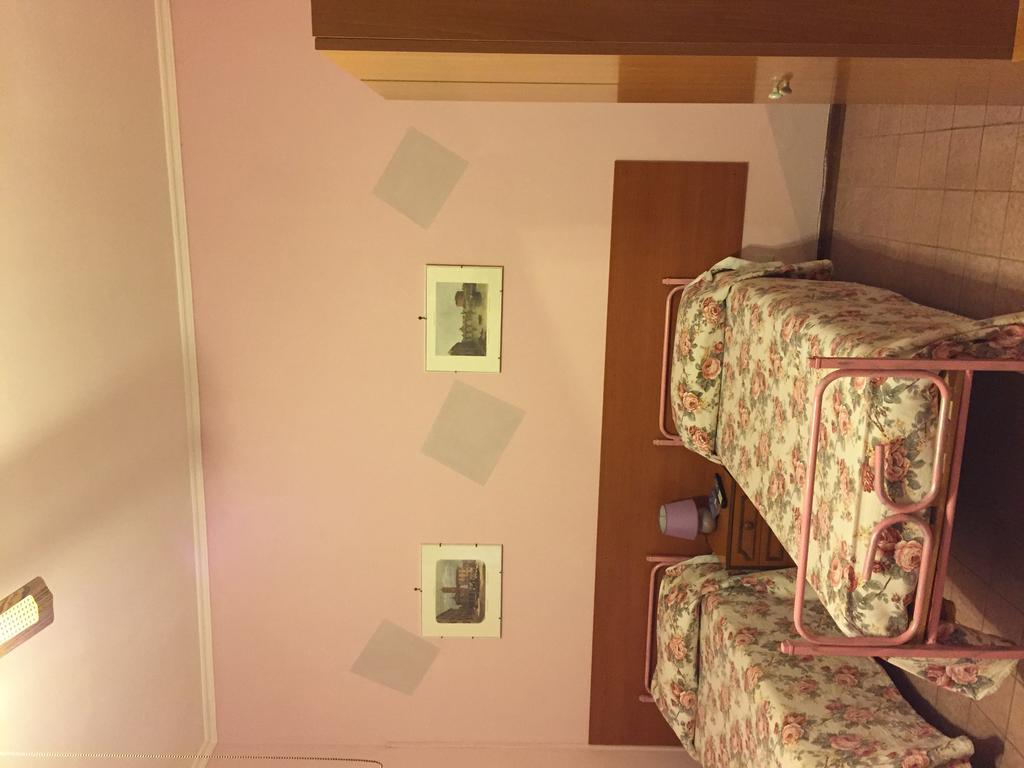 Albergo Anna Ciampino Exterior photo
