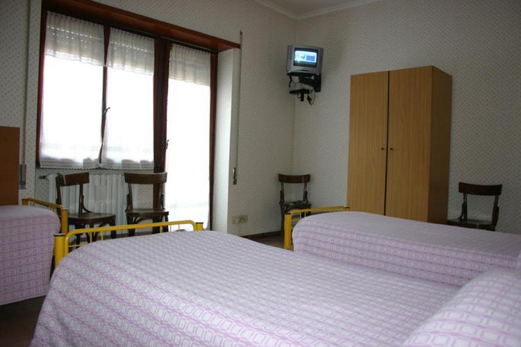 Albergo Anna Ciampino Exterior photo