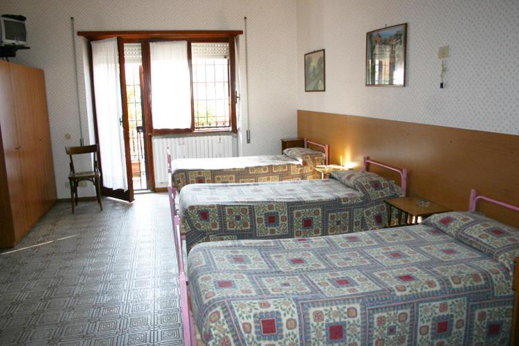 Albergo Anna Ciampino Exterior photo