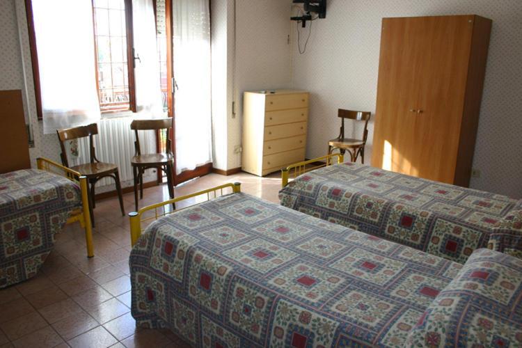 Albergo Anna Ciampino Exterior photo