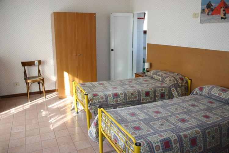 Albergo Anna Ciampino Exterior photo
